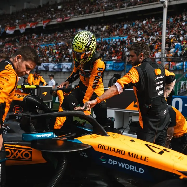 <font style="vertical-align: inherit;"><font style="vertical-align: inherit;">McLaren</font></font>