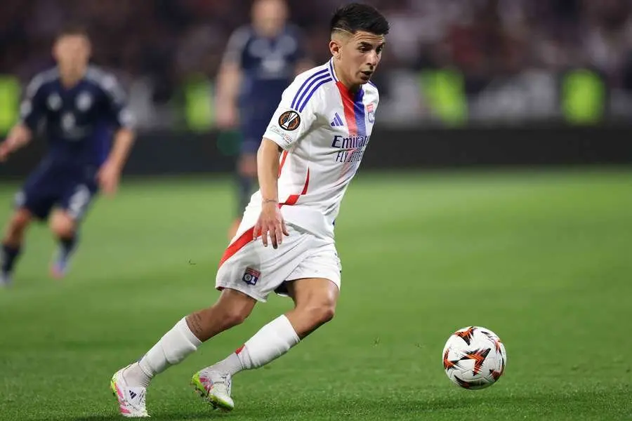 https://www.flashscore.es/noticias/futbol-laliga-ea-sports-thiago-almada-ofrecido-al-atletico-que-avanza-en-la-venta-de-rodrigo-de-paul/WWYONx6t/