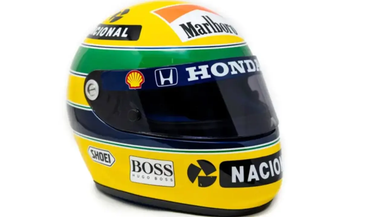 Récord histórico: ¡Casco de Senna 1992 subastado por 845.568 € !