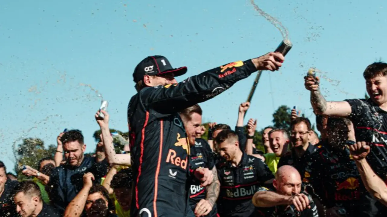 <font><font>Max Verstappen</font></font>