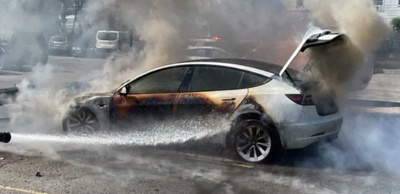 Madrid se pone seria... "no al coche eléctrico en el parking"